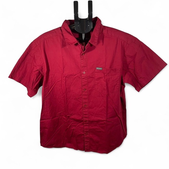 Columbia Men's XL Button Up Shirt Short Sleeve Solid Red Regular Fit 100% Cotton - Picture 1 of 6